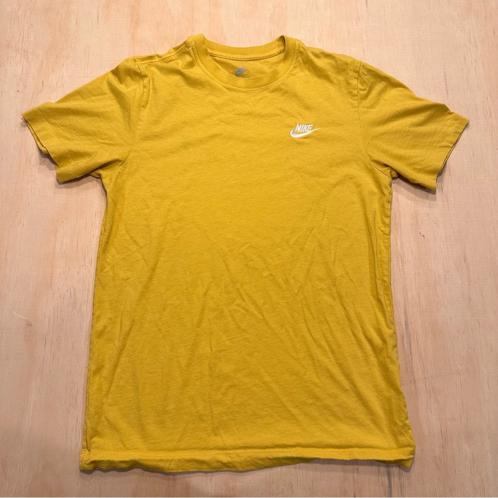 Nike tee shirt